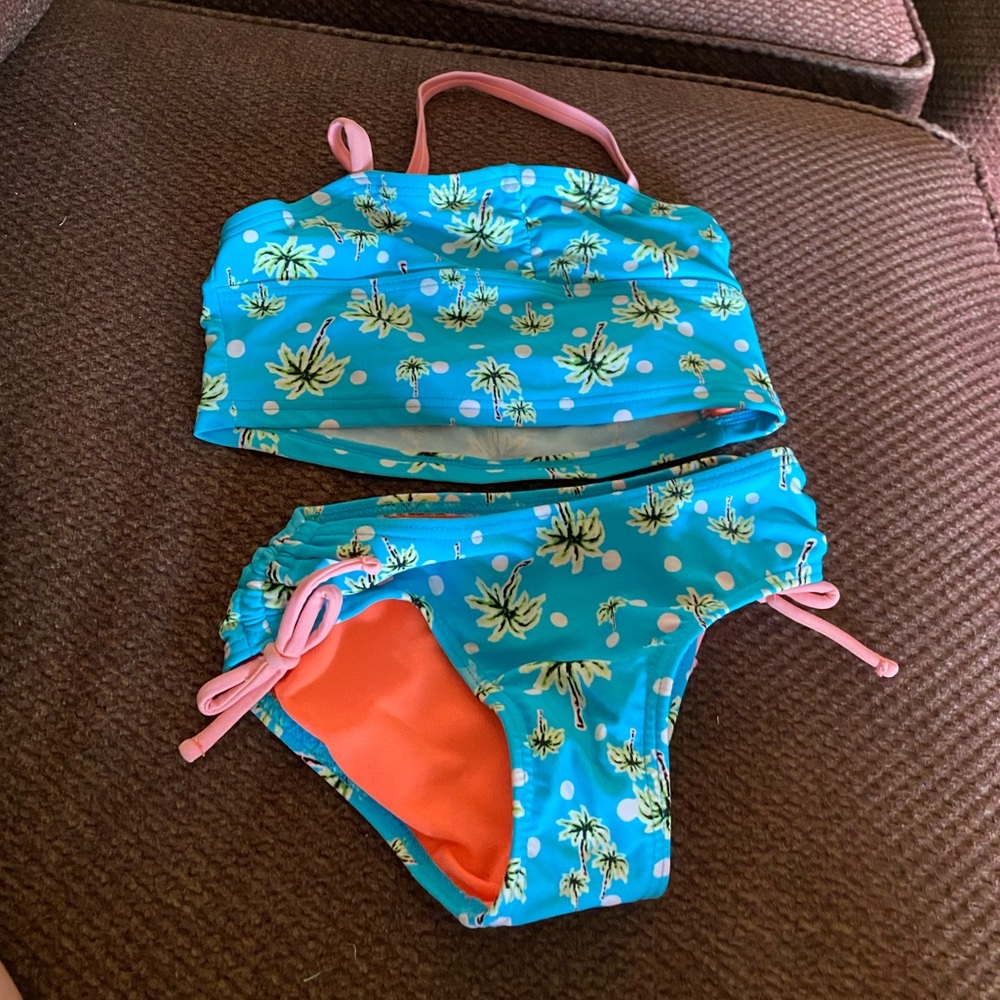 palm tree swimsuit!
